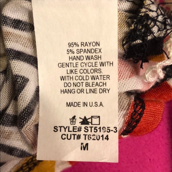 Colorful crop top - Picture 3 of 3